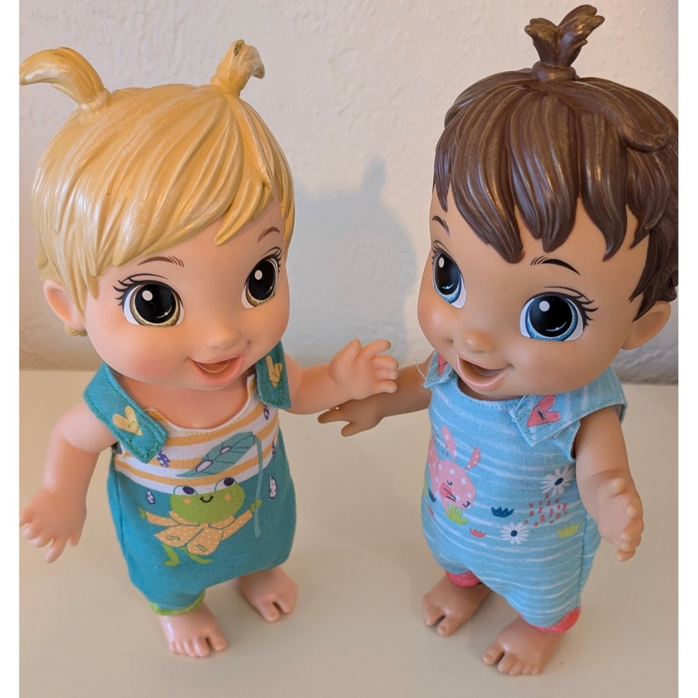 Baby Alive Lil Giggles Dolls Lot of 2 Blonde‎ Brunette Interactive Giggling Toys